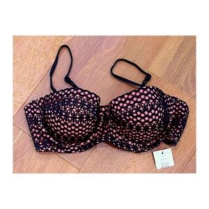 ✨NWT✨ Topshop | neon orangey-pink bikini top with black crochet